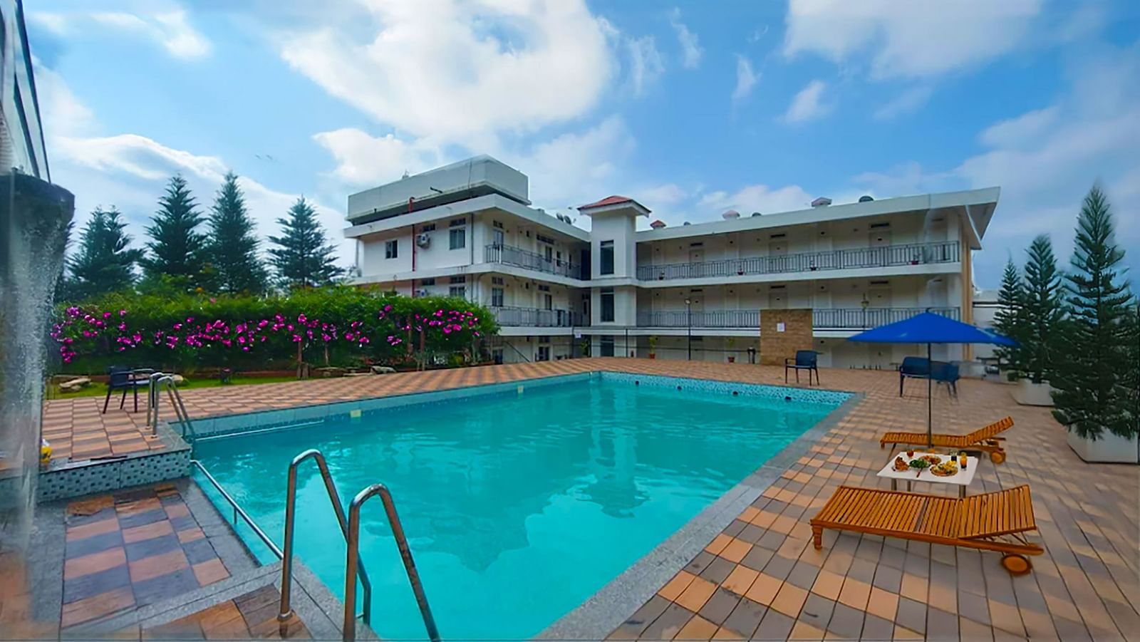 pool